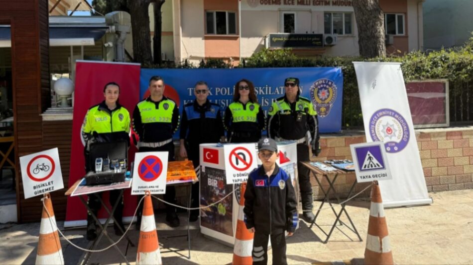 ÖDEMİŞ’TE POLİS HAFTASI KUTLANIYOR..